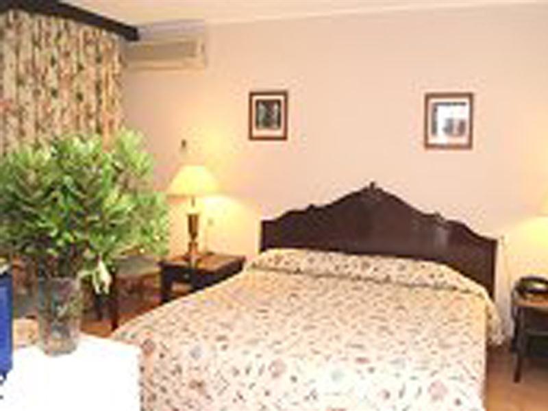 Golden View Resort Sinarades Kontogialos Eksteriør billede